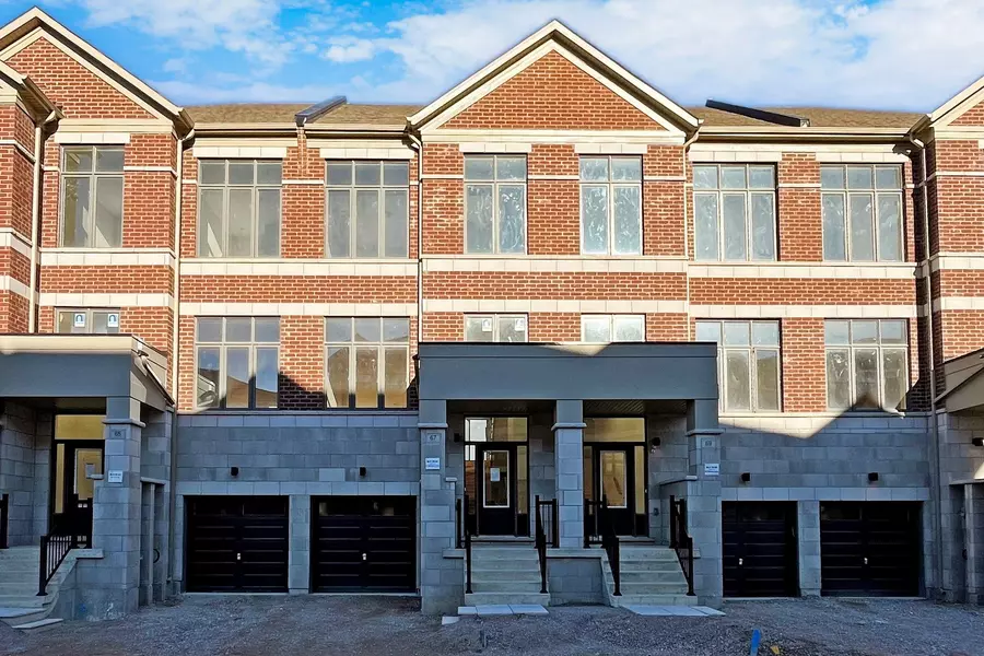 65 Millman LN, Richmond Hill, ON L4E 3R9