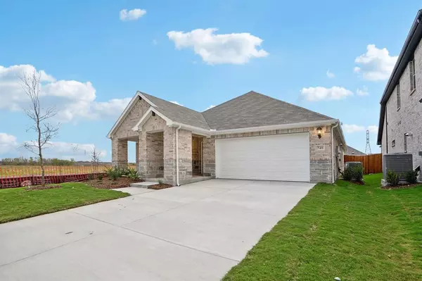 Lavon, TX 75166,740 Briar Drive