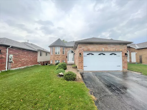 5 Golden Eagle WAY, Barrie, ON L4M 6P4