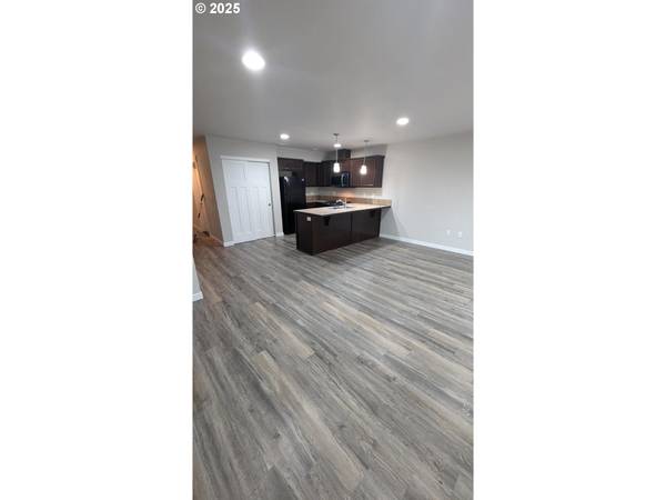 Hermiston, OR 97838,808 E AUTUMN AVE