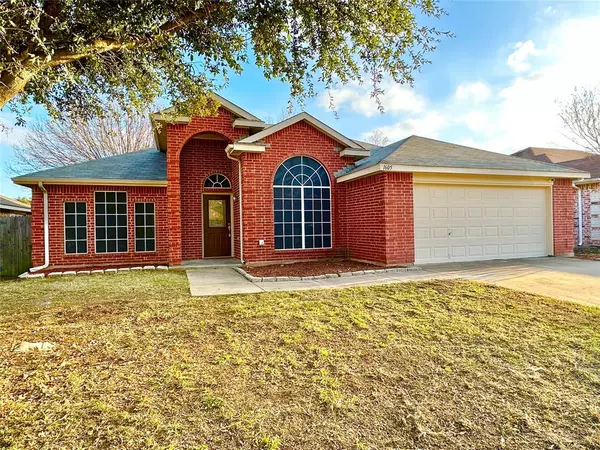 1605 Fern Drive, Mansfield, TX 76063