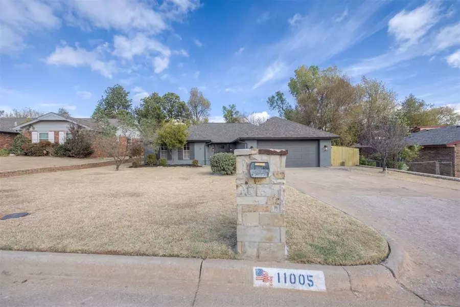 11005 Folkstone Drive, Yukon, OK 73099