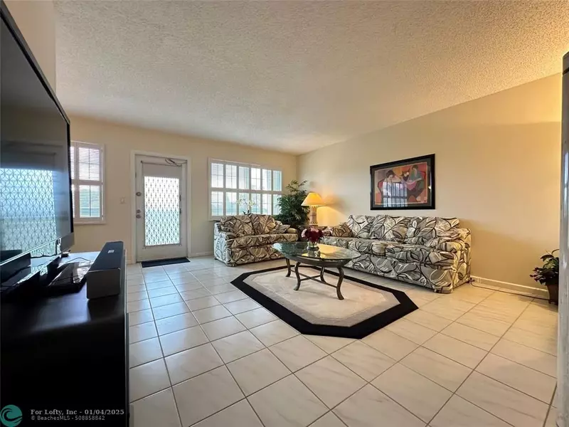 3090 Oakridge U  #3090, Deerfield Beach, FL 33442