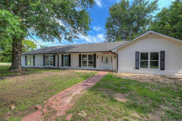 Edgewood, TX 75117,104 W Brandon Street