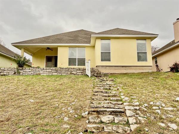 Glen Rose, TX 76043,106 Easy Street