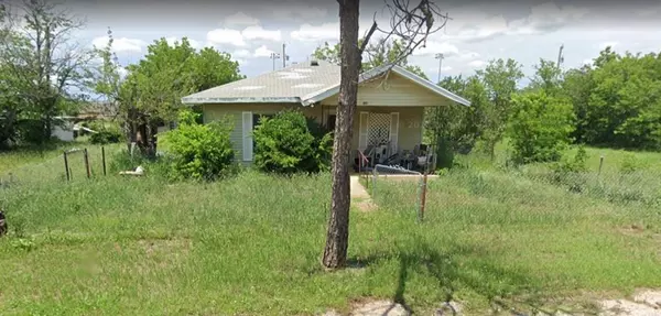 1208 Mancil Avenue, Cisco, TX 76437