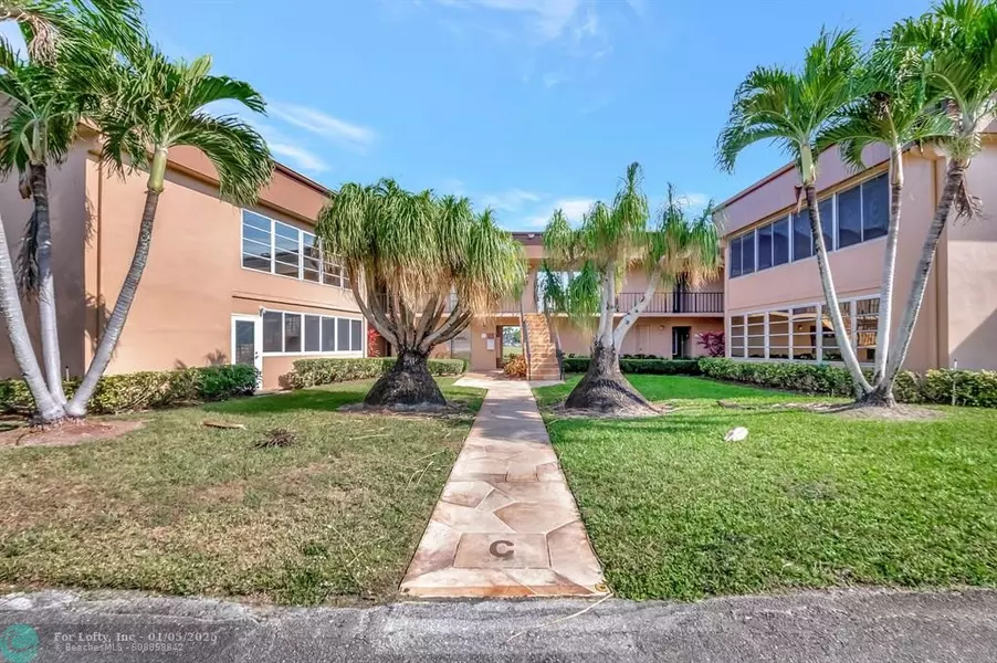 106 Piedmont  #C, Delray Beach, FL 33484