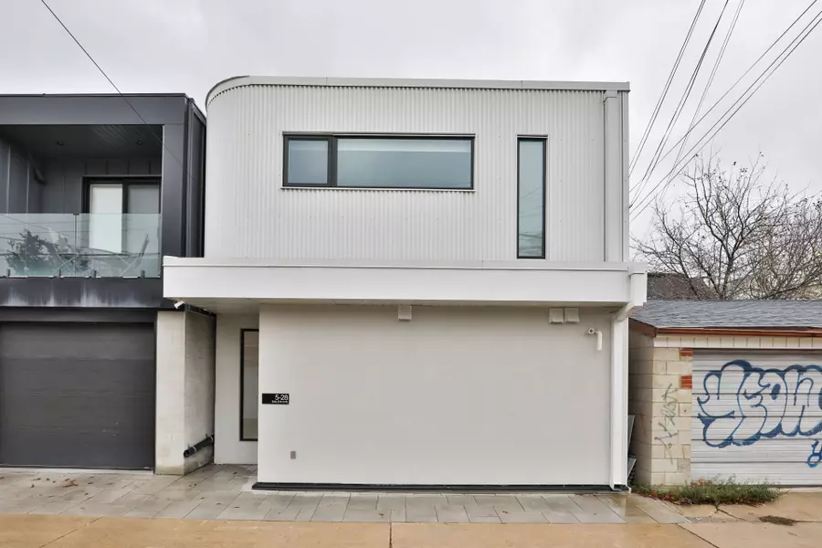 28 Salem AVE #LANEWAY, Toronto W02, ON M6H 3C1