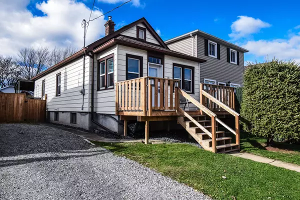 13 Elberta ST, St. Catharines, ON L2M 5M4