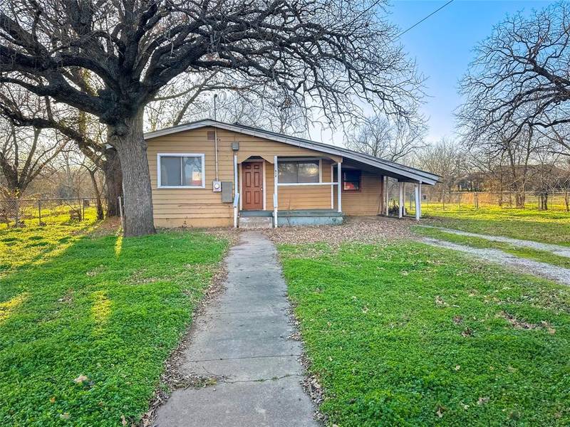 612 SW 15th Avenue, Mineral Wells, TX 76067