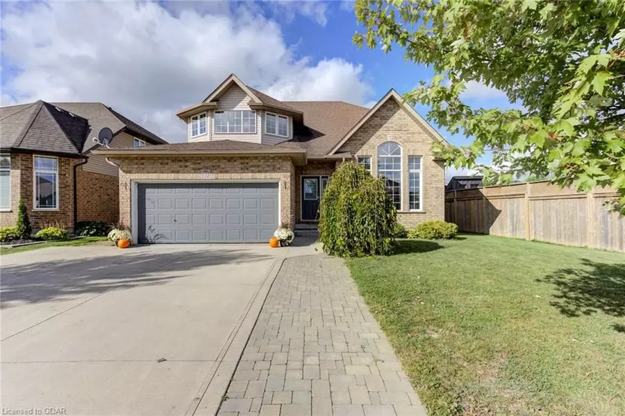 132 Schmidt DR, Wellington North, ON N0G 1A0