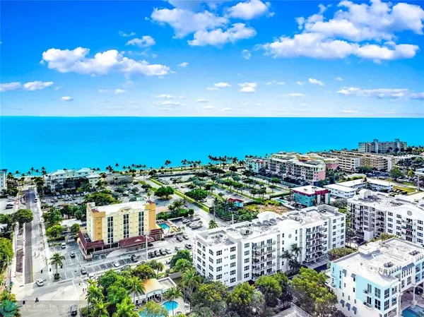 Deerfield Beach, FL 33441,101 S Ocean Dr  #306