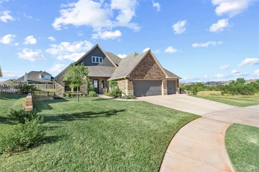 18529 Autumn Grove Drive, Edmond, OK 73012