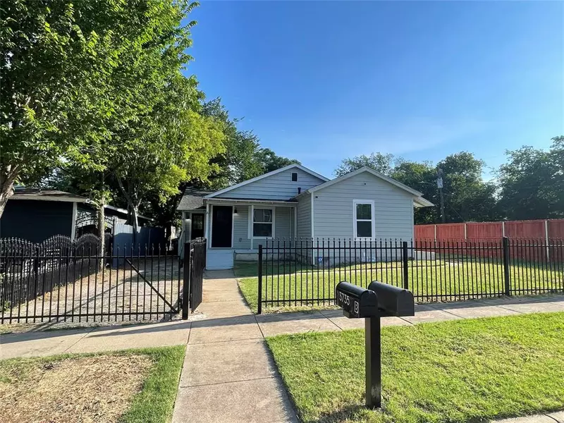 3735 Millet Avenue #B, Fort Worth, TX 76105