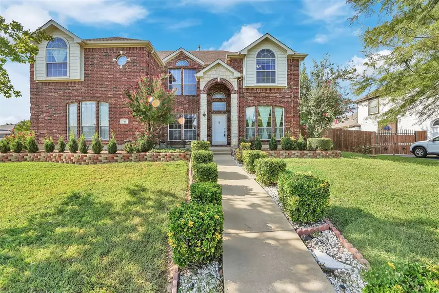 701 Saint Eric Drive, Mansfield, TX 76063