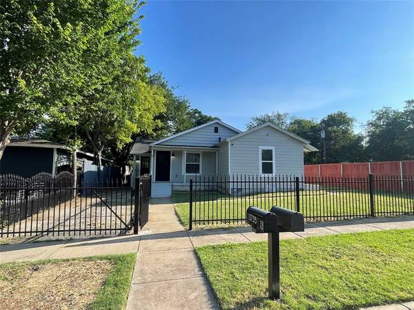 3735 Millet Avenue #B, Fort Worth, TX 76105