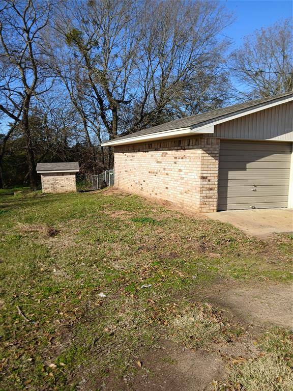 614 County Road 2110, Pittsburg, TX 75686