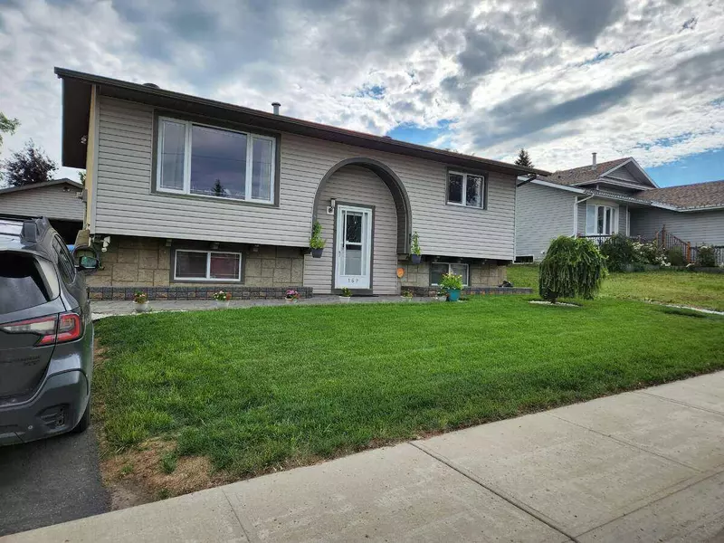 169 Simcoe WAY, Fort Mcmurray, AB T9H 3B4