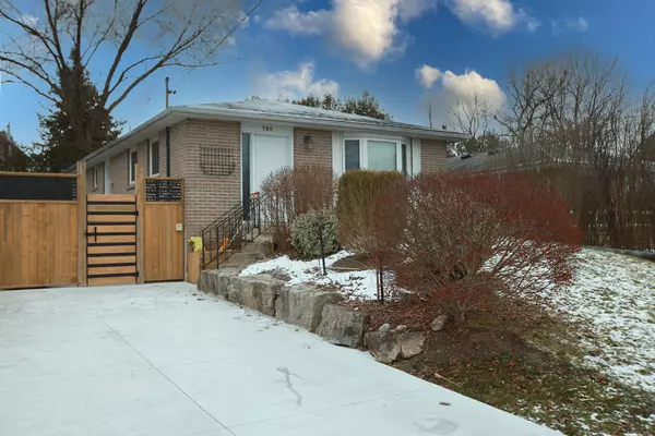 York, ON L3Y 3B9,786 Elgin ST #Bsmt