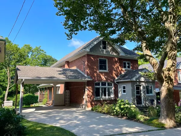 Owen Sound, ON N4K 2R6,734 5TH AVE E