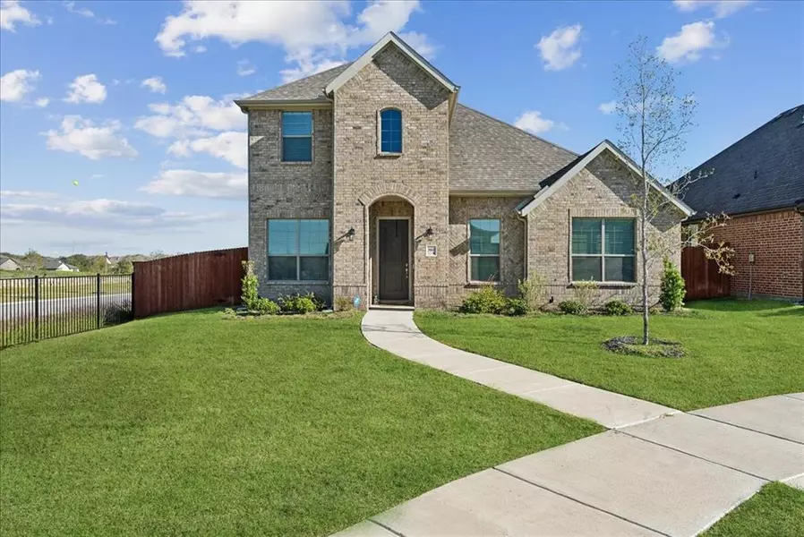 3862 Star Mesa Street, Heartland, TX 75114