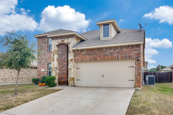 2209 Torch Lake Drive, Forney, TX 75126