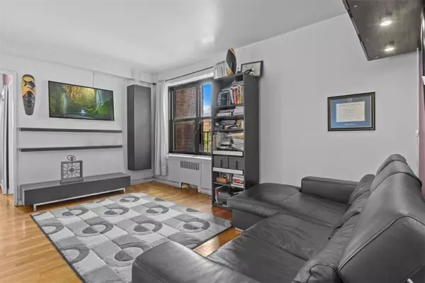 Brooklyn, NY 11210,2615 Avenue O #5M