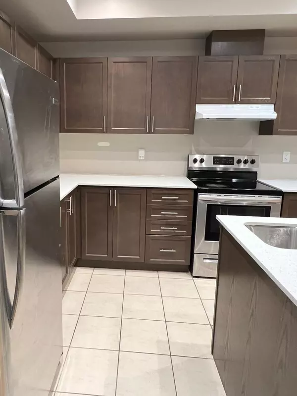 Mississauga, ON L4Z 0C8,78 Preston Meadow AVE #18