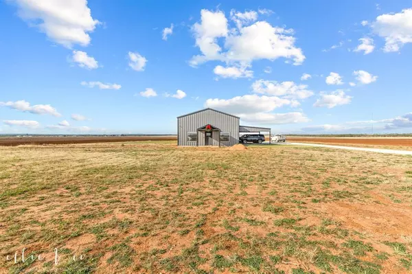 836 Wimberly Road, Merkel, TX 79536