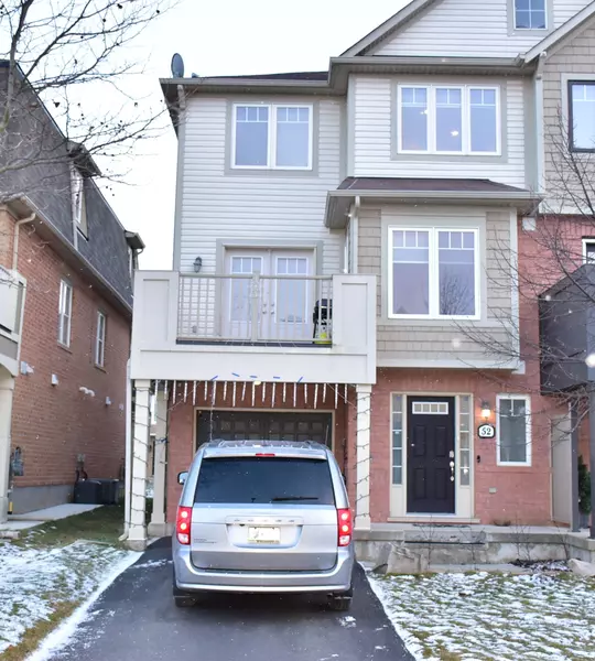 52 Gleave TER, Milton, ON L9T 7B9