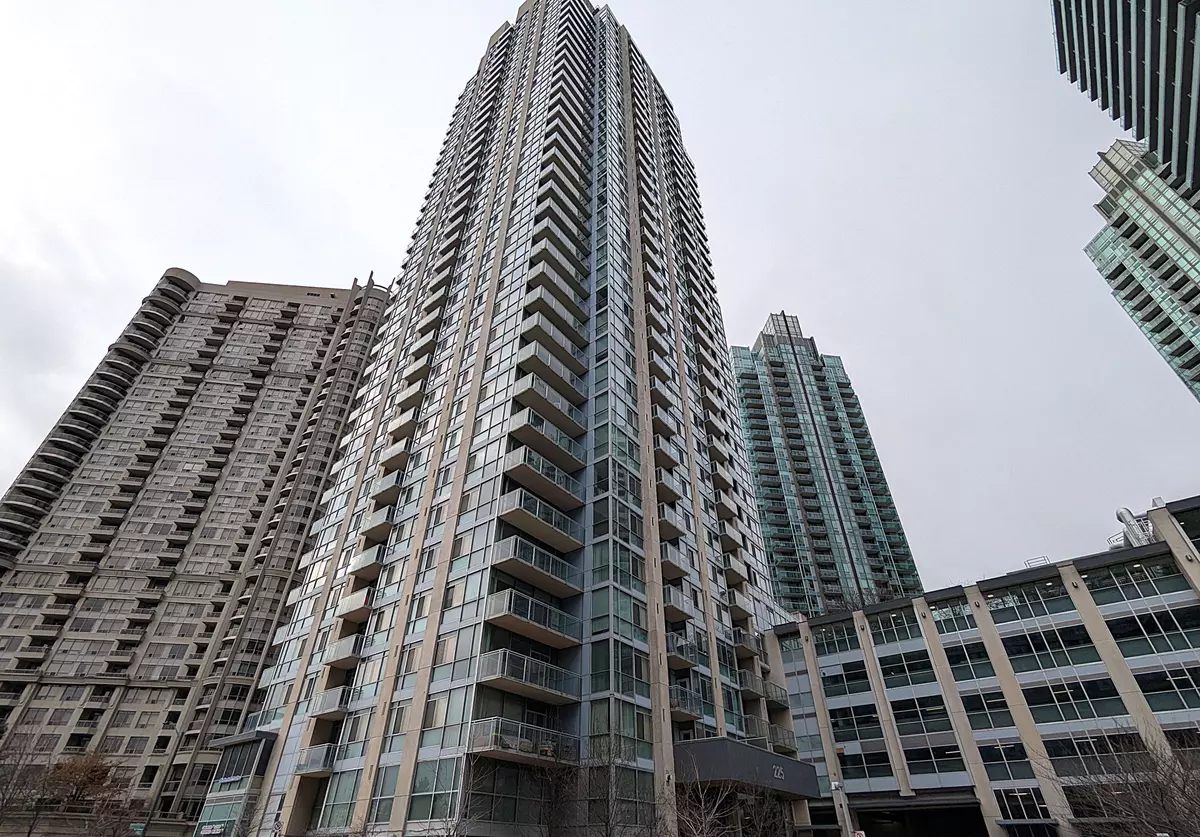 Mississauga, ON L5B 4P2,225 Webb DR #3003