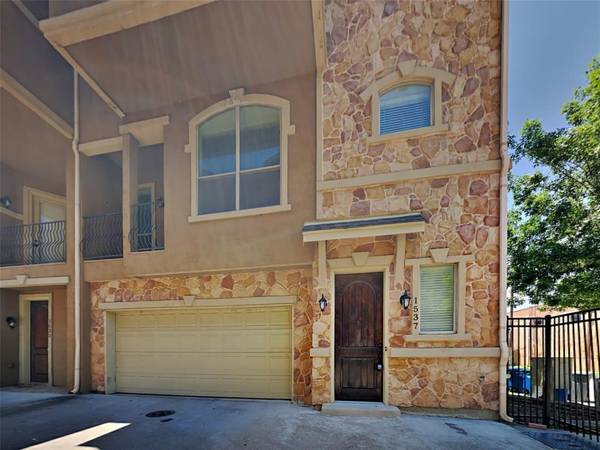 1537 Sienna Court, Dallas, TX 75204