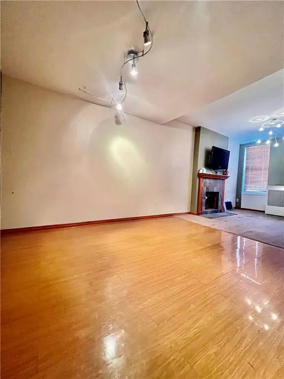 Brooklyn, NY 11220,347 65th ST