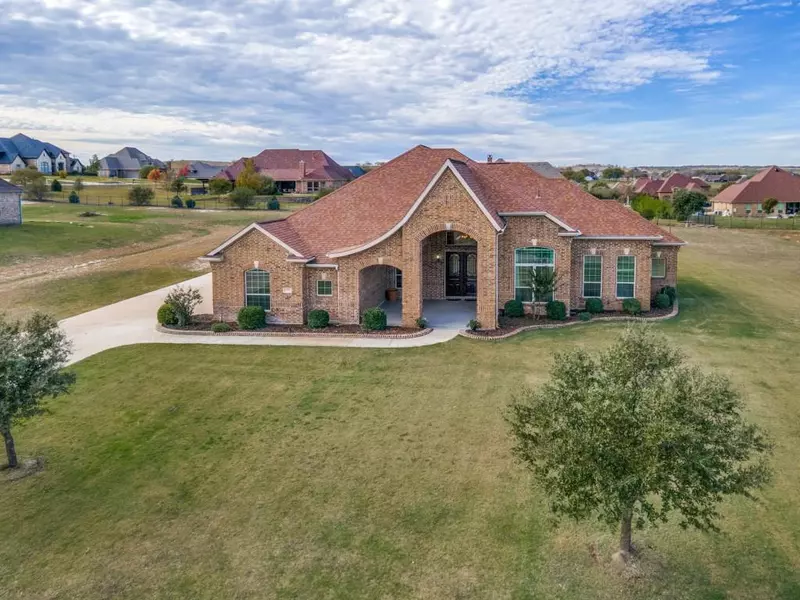 235 Bearclaw Circle, Aledo, TX 76008