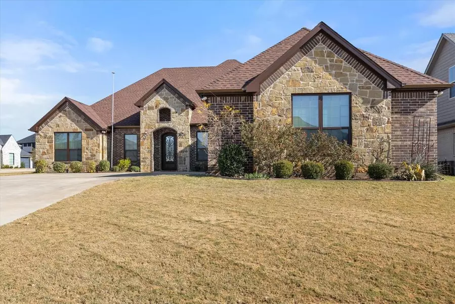 6333 Weatherby Road, Granbury, TX 76049