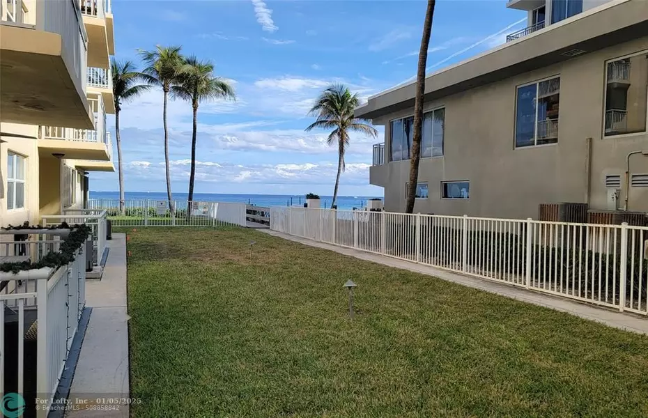 1161 Hillsboro Mile  #202, Hillsboro Beach, FL 33062