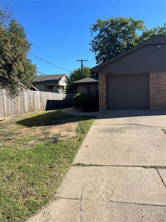 6309 Peggy Drive, Fort Worth, TX 76133