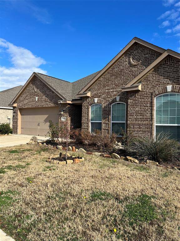 812 Oak Valley, Denton, TX 76209