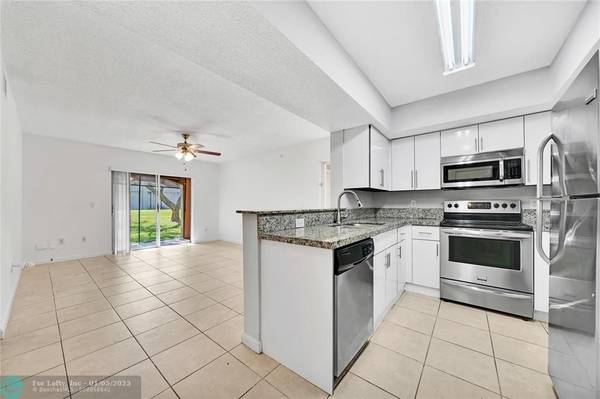 5590 NW 61st St  #806, Coconut Creek, FL 33073