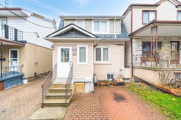 387 Hopewell AVE, Toronto W04, ON M6E 2S1