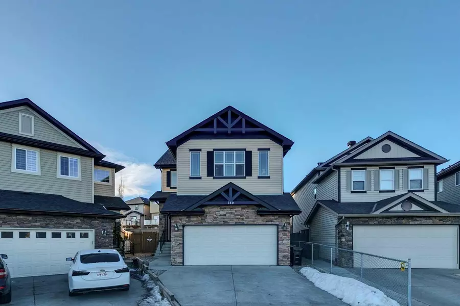 140 Kinlea Link NW, Calgary, AB T3R0C2