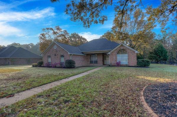 6201 Cherry Hill Avenue, Shreveport, LA 71107