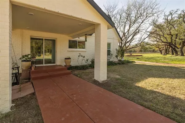 Fort Worth, TX 76135,6960 Bridle Bit Trail