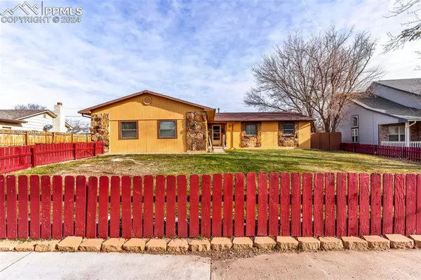 1115 Barr AVE, Canon City, CO 81212