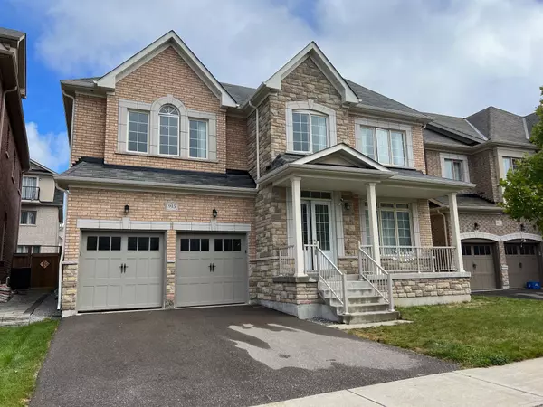 915 Ernest Cousins CIR, Newmarket, ON L3X 0G8