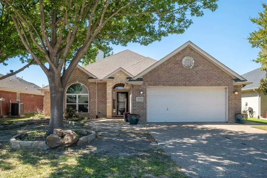 7021 Cattle Drive, Fort Worth, TX 76179