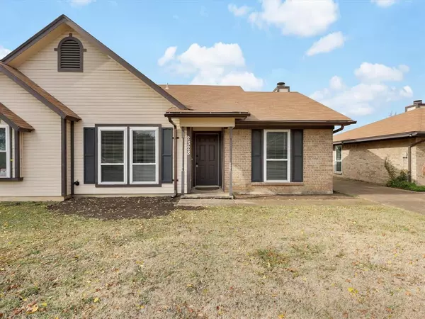 Arlington, TX 76015,2328 Lido Lane