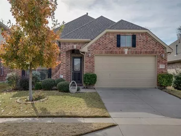 2108 Jonathan Creek Drive, Little Elm, TX 75068