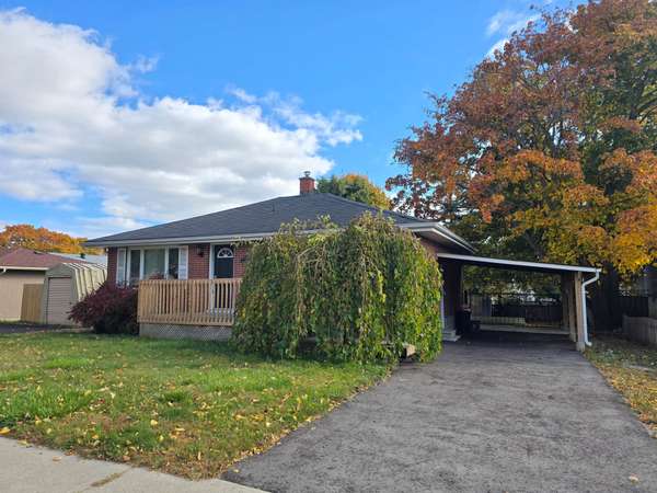 5 Golfdale RD, Barrie, ON L4N 6R5