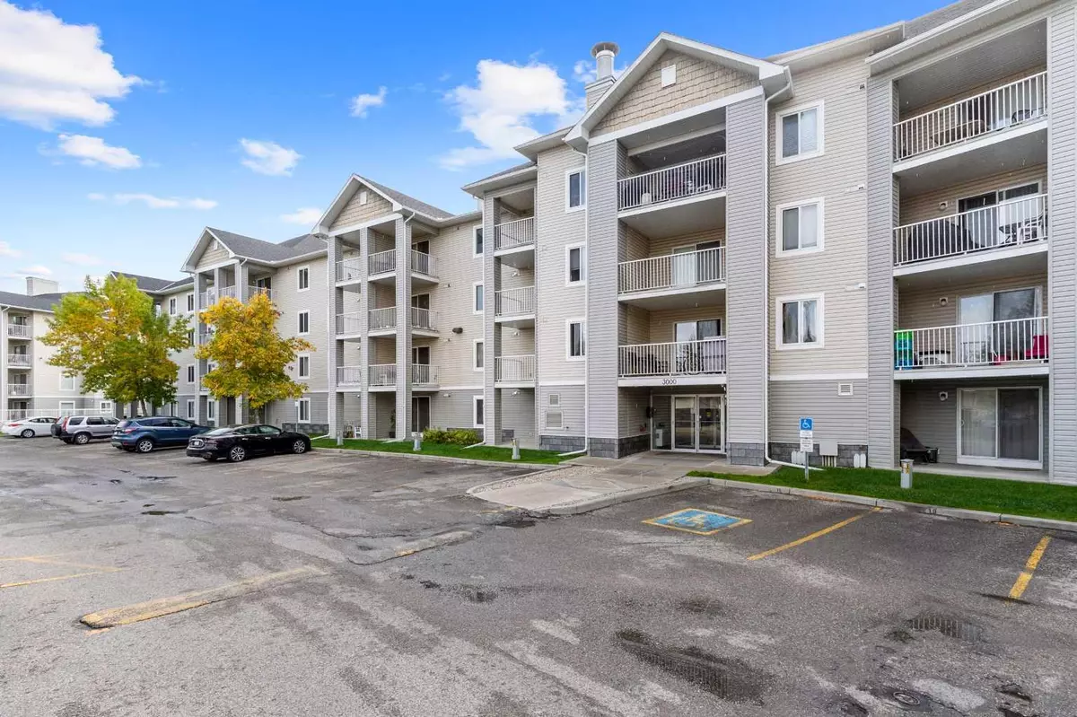 Calgary, AB T2A 7Z2,1620 70 ST Southeast #3420